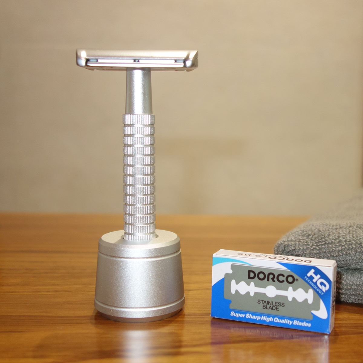 iRAZOR Double Edge Safety Razo - đánh giá và giá Men'S Grooming Day